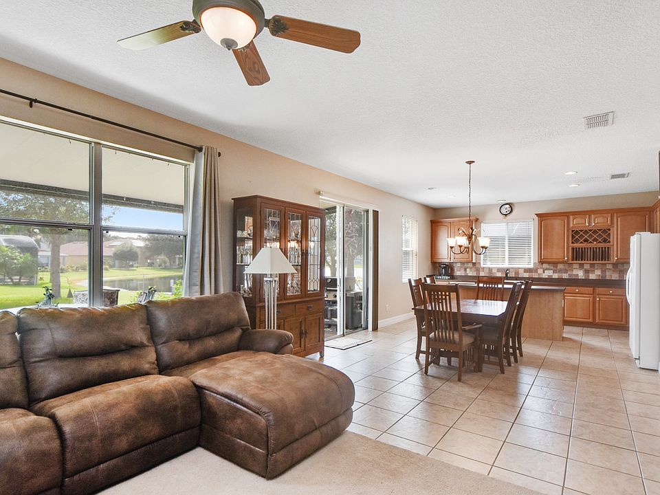 2nd image of 1449 Blackwater Pond Dr