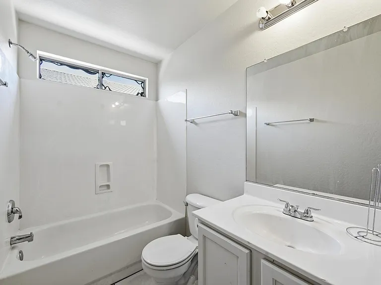 12418 W Windrose Dr — Photo 17