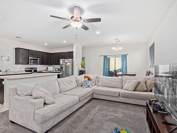4th image of 7176 W PUGET Avenue