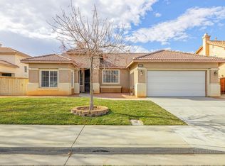 42527 Coronet Ct, Lancaster, CA 93536
