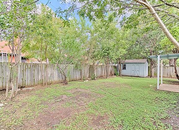 4th image of 1307 Mulberry Way