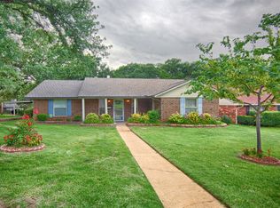 2901 N Redmond Ct, Oklahoma City, OK 73127