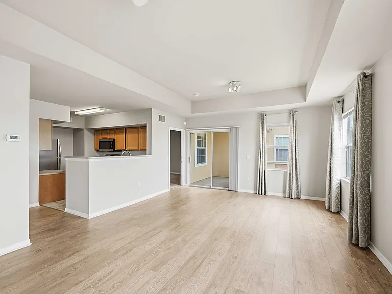 1025 Villagio Cir #208 — Photo 11