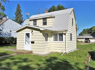 911 Kenwood St, Alexandria, MN 56308