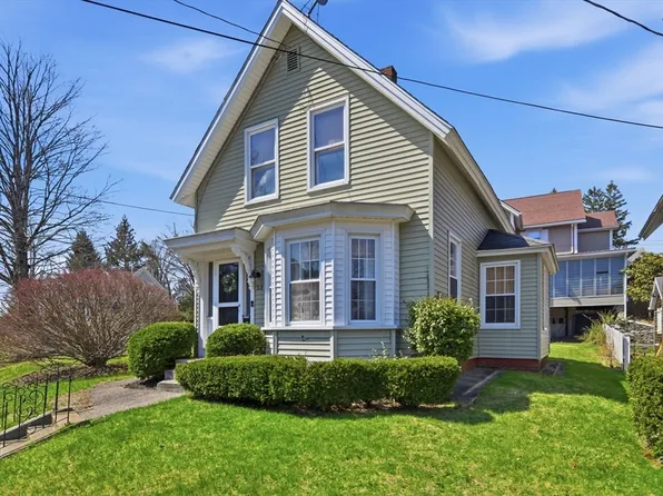 53 Chestnut St, Ware, MA 01082