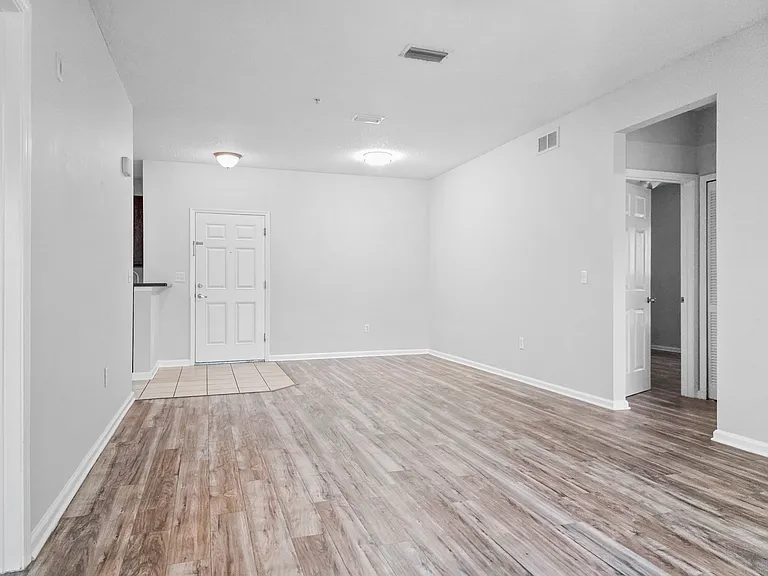 4920 Key Lime Dr #201 — Photo 9