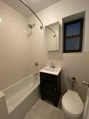 Rented by City Connections Realty | media 7