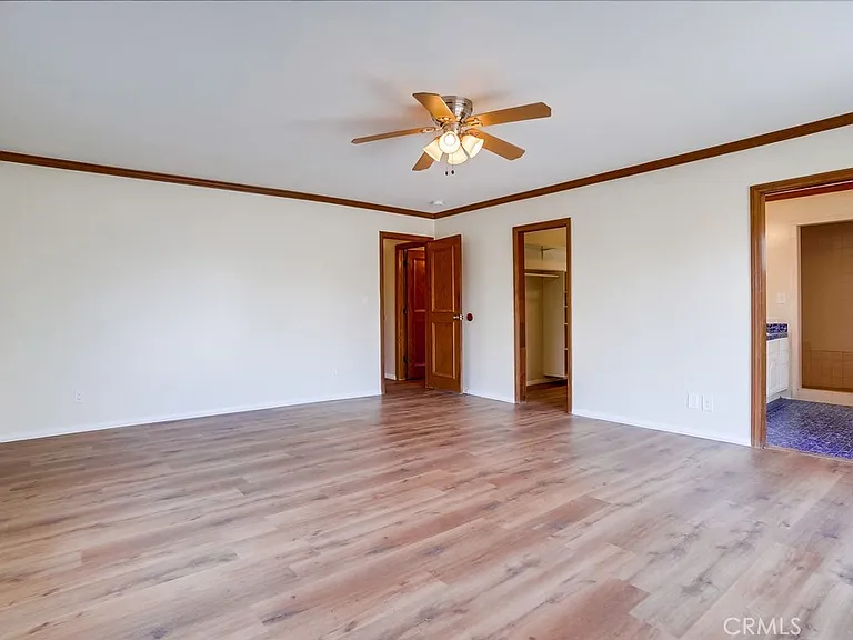 1307 Mackay Ln — Photo 34
