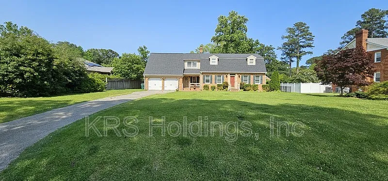 5 bed, 3.0 bath, 2919 sqft, $3,095 — Photo 2