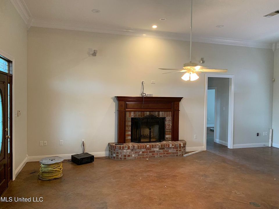 15512 Swan Lake Blvd, Gulfport, MS 39503 Zillow