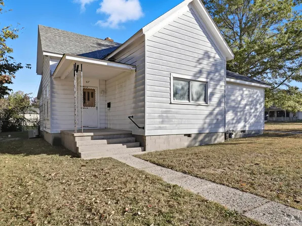 417 E 4th St, Hartford City, IN 47348