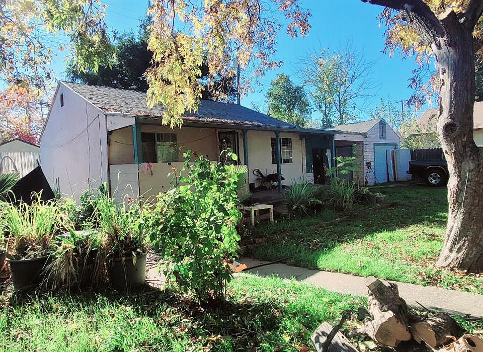 1st image of 3200 33rd Ave