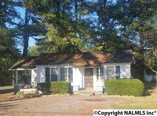 9 3rd St NE, Arab, AL 35016