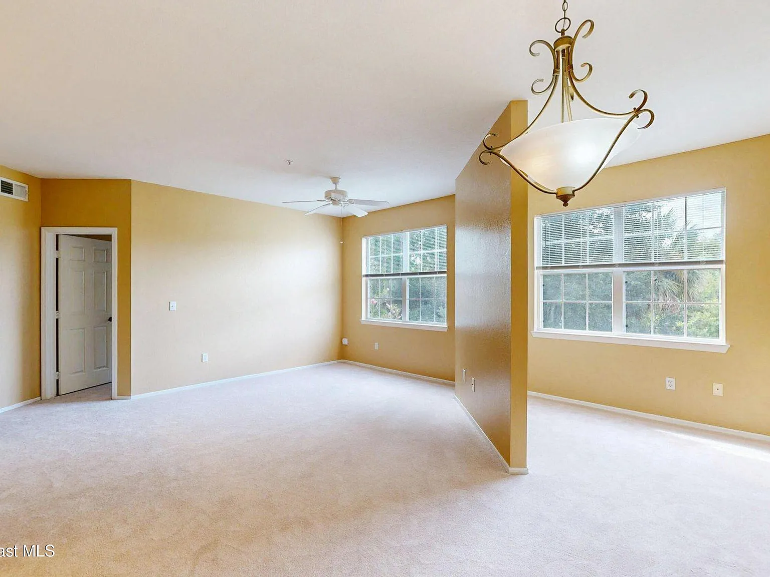 2 bed, 2.0 bath, 1020 sqft, $1,900 — Photo 3
