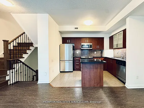 19 Anndale Dr #Townhouse 10 Photo 1