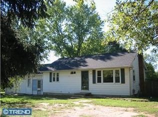 940 Winslow Rd, Williamstown, NJ 08094