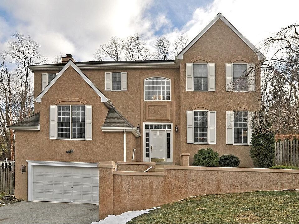 4 Amber Court