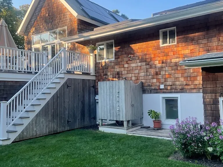 86 Runnymeade Dr — Photo 16