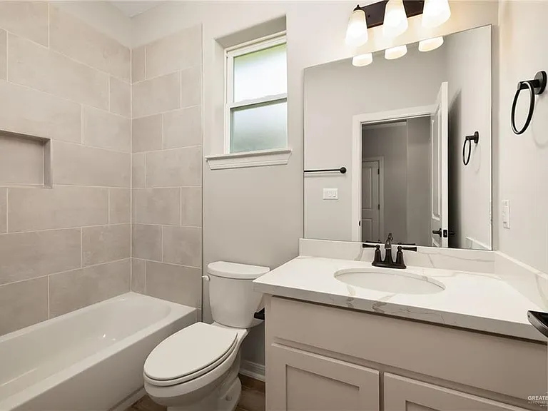 1403 E Sonador Dr S — Photo 14