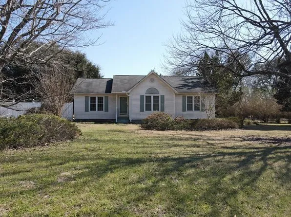 25 N Clemson Dr, Barnwell, SC 29812