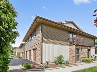 819 Dighton Ln, Schaumburg, IL 60173