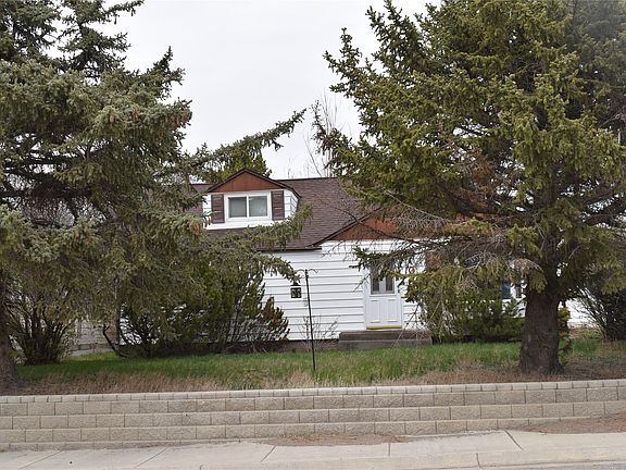 2nd image of 101 Sheridan St