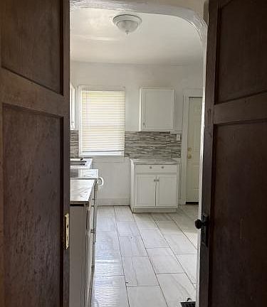 5th image of 2232 Salem Ave