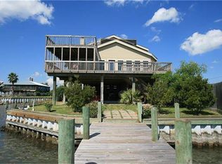 1031 91st St, Galveston, TX 77554