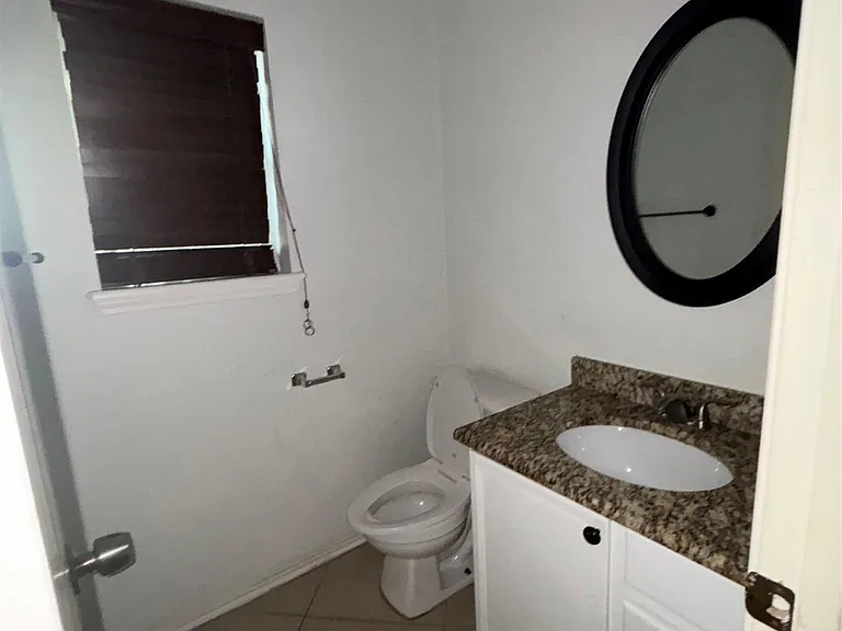5600 War Admiral Dr — Photo 5