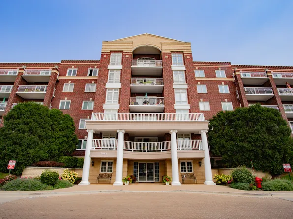 7041 W Touhy Ave APT 509, Niles, IL 60714