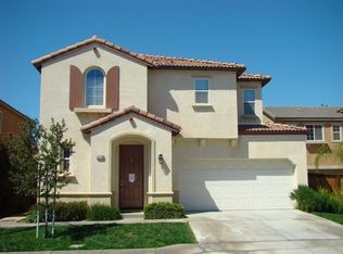 3770 Segovia Dr, Perris, CA 92571