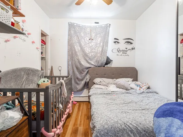 1727 East 14th Street image 25 of 31