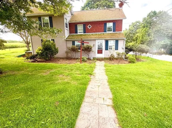 4776 Blue Hill Rd, Glenville, PA 17329