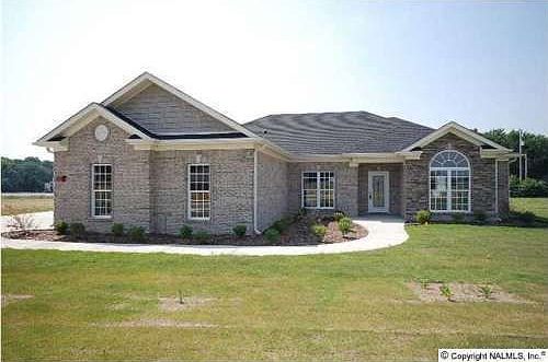 1st image of 184 Wes Ashley Dr