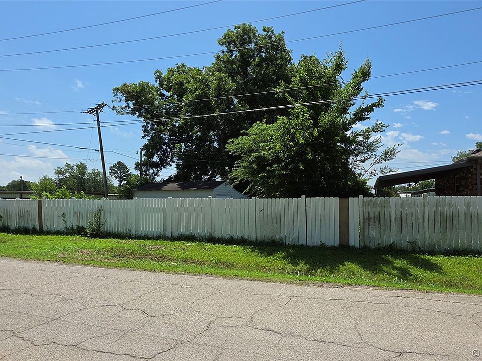 1st image of 1102 S Tinker Ave