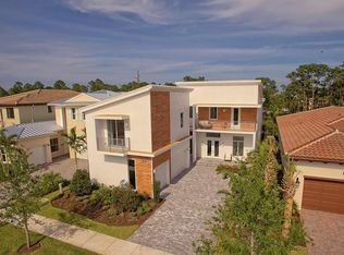1050 SE Faulkner Ter, Palm Beach Gardens, FL 33418