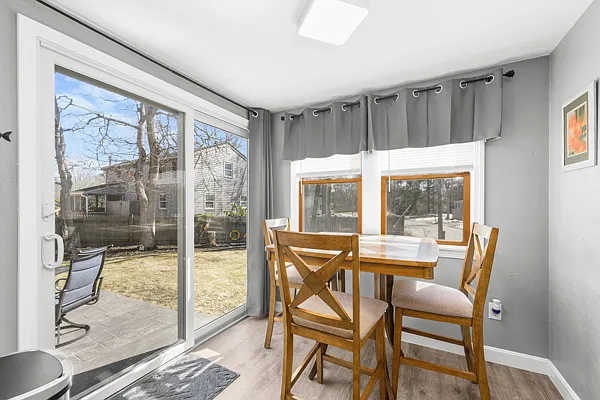 16 Hazelwood Rd — Photo 15