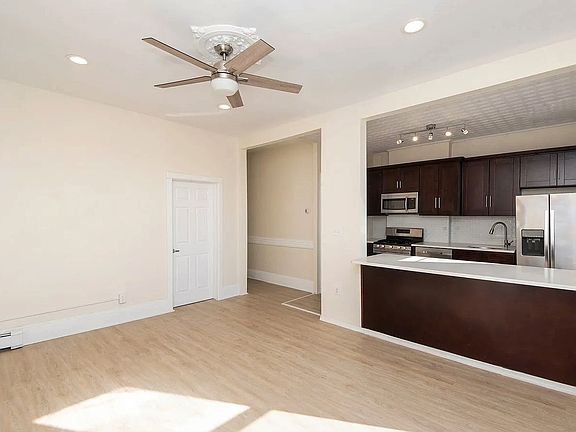 5th image of 109 North St APT 3