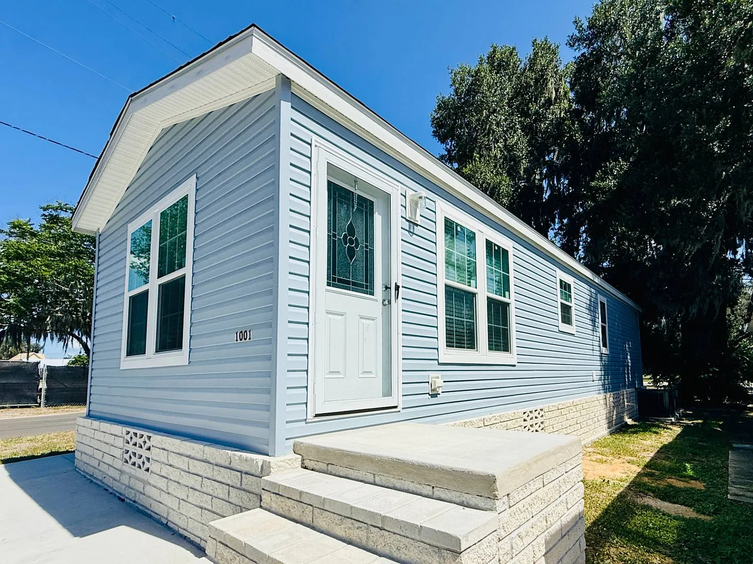 1 bed, 1.0 bath, 698 sqft, $1,195 — Photo 4