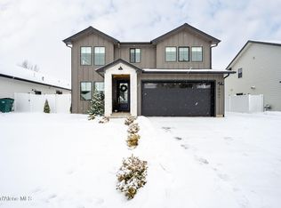 9061 N Raintree Ln, Hayden Lake, ID 83835