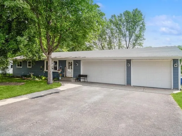 5424 Cottage Ave, White Bear Township, MN 55110