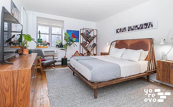 3rd image of 1831 Madison Ave APT 3F