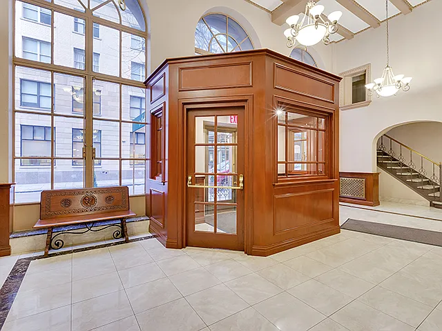52 Clark St #6L — Photo 8