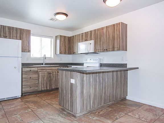 5th image of 780 Gail Gardner Way APT 5