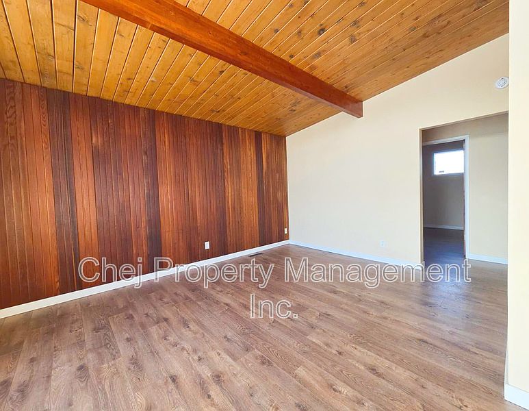 Edmonton House for rent - 4 Bedrooms — photo 3