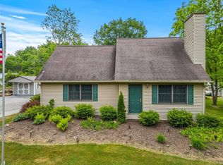 6056 Story Rd, Jamestown, PA 16134