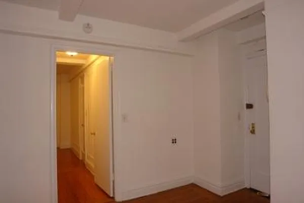 Rented by Corcoran | media 14