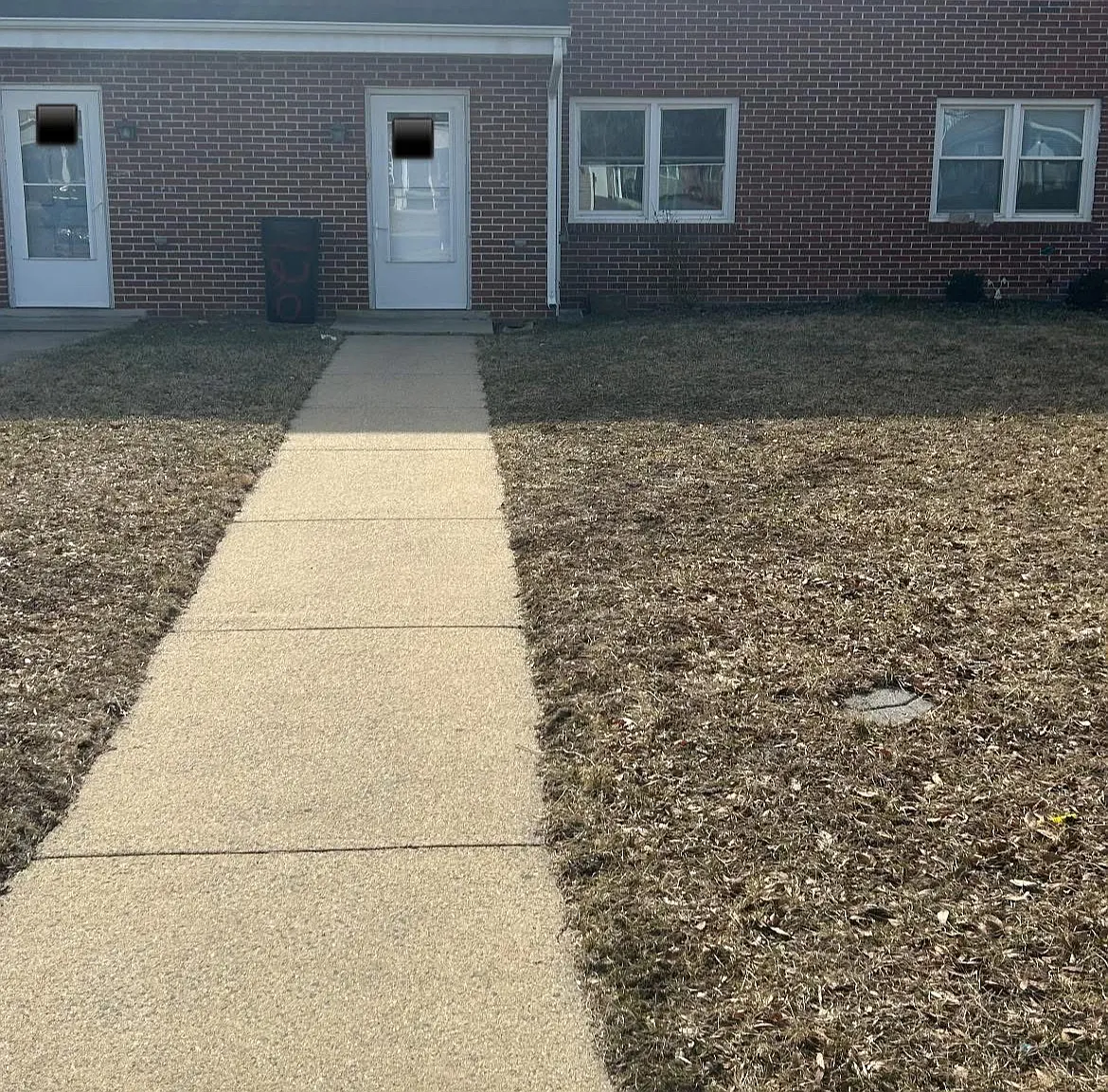 2 bed, 960 sqft, $1,300 — Photo 1