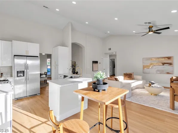 277 Gentle Bay Ave, Henderson, NV 89074