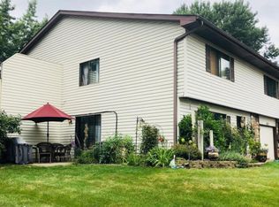 792 Tanglewood Dr, Shoreview, MN 55126